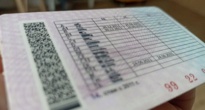 Водители категории "В" смогут получить еще одни права без сдачи экзамена - потребуется 1 справка