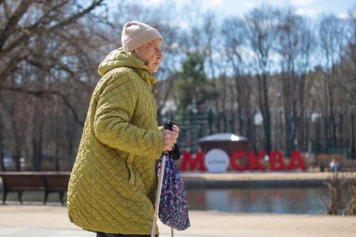 Пенсионеры России получат январские выплаты раньше благодаря длинным каникулам