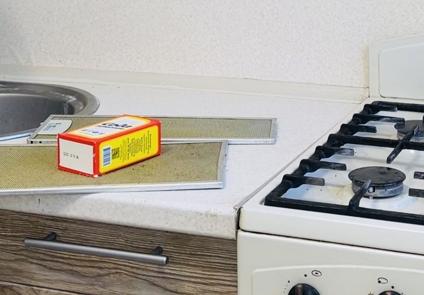 Как быстро и просто очистить кухонную вытяжку без химикатов