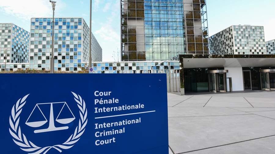 Россия вводит закон, исключающий признание решений международных судов