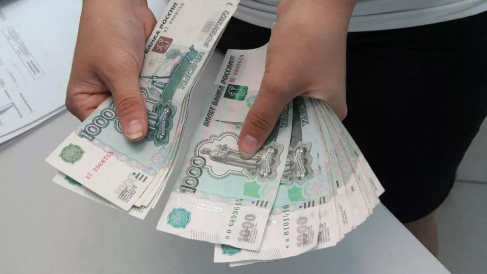 МФО «Езаем»: Что нужно знать перед оформлением займа?