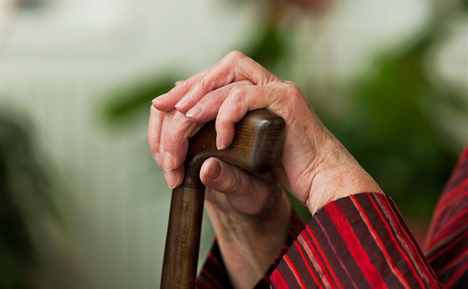 Надбавки к пенсии: как получить доплату за 25 лет стажа