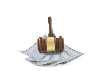 Верховный суд России ужесточает правила банкротства: конец роскошному образу жизни за чужой счет