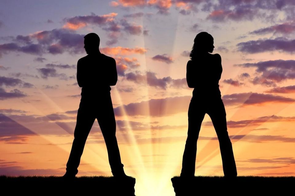 Скрытые знаки: как распознать, что вас недолюбливают