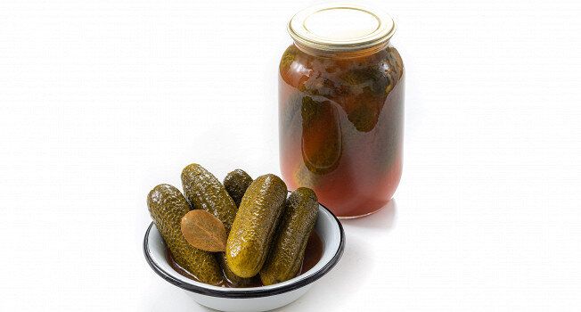 Огурцы с кетчупом: новый взгляд на зимние заготовки