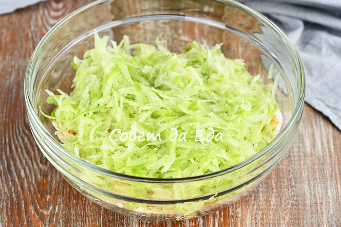 Как разнообразить повседневное меню: любимые салаты с редькой