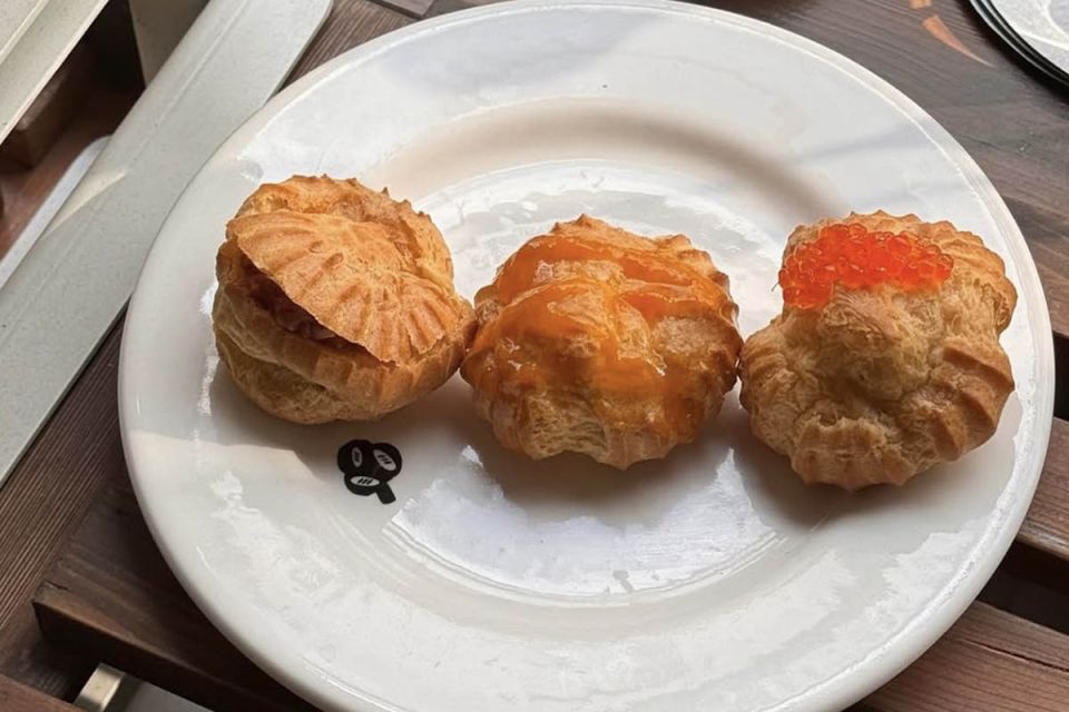 Эволюция сладкого в кофейнях-патиссериах: как витрины диктуют настроение города