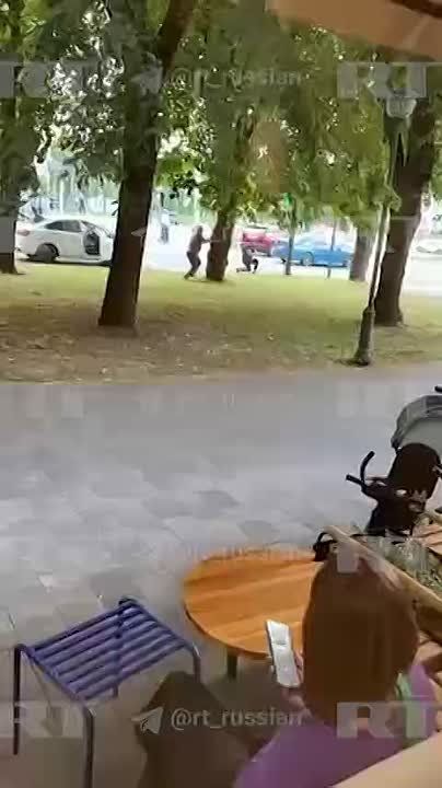           ,  RT 