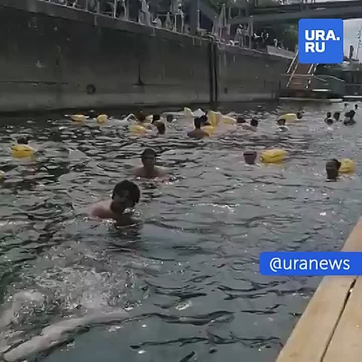          100 
