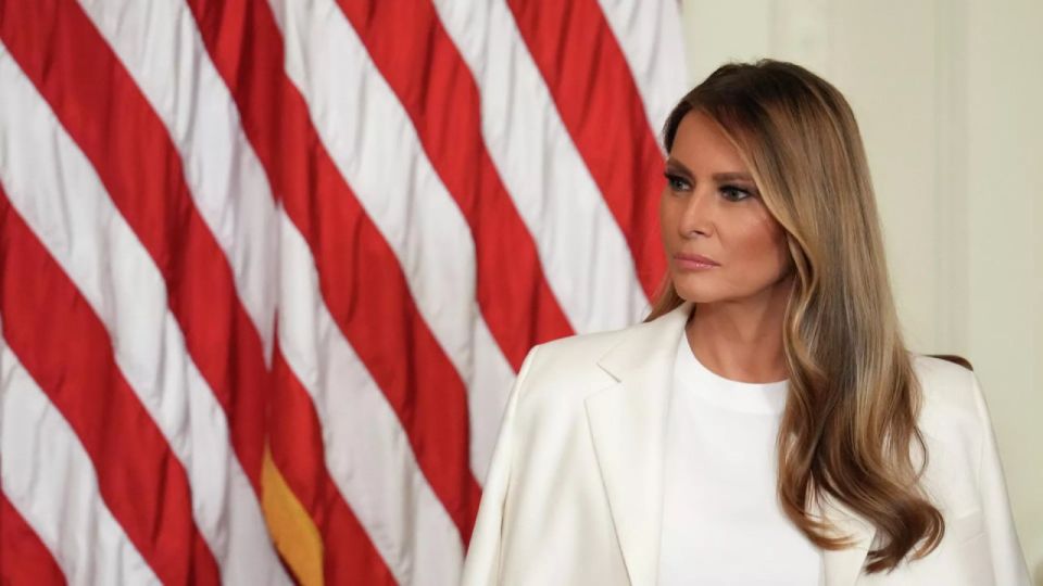 The Guardian: Мелания Трамп повлияла на отношение президента США к главе России Владимиру Путину