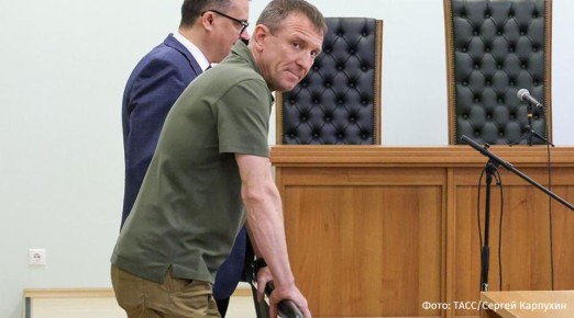 Суд признал законным приговор бывшему командующему 58-й армией ВС РФ генерал-майору Ивану Попову по делу о крупном мошенничестве и служебном подлоге, передает корреспондент РЕН ТВ из зала суда