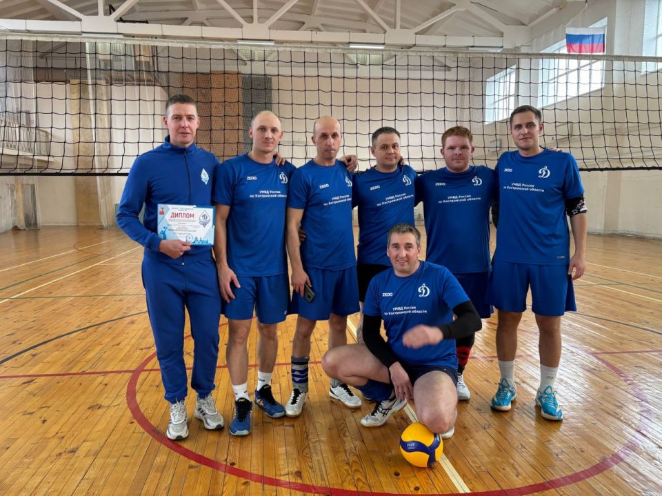 Сборная УМВД России по Костромской области по волейболу стала призером межведомственных соревнований