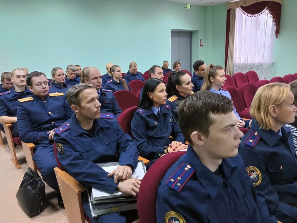 В следственном управлении СК России по Костромской области состоялось занятие по профессионально-должностной подготовке личного состава