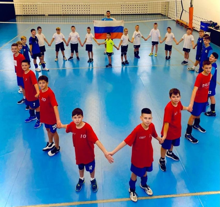 В Костроме стартовал городской заочный фотоконкурс «Единством сильны!», посвященный Дню народного единства