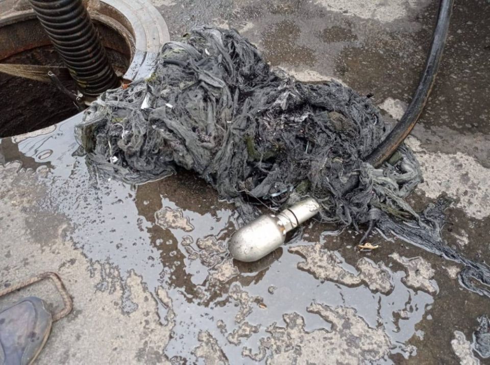 Специалисты МУП «Костромагорводоканал» на постоянной основе проводят мероприятия, направленные на увеличение пропускной способности магистральных канализационных коллекторов, снижение вероятности образования засоров и, как...