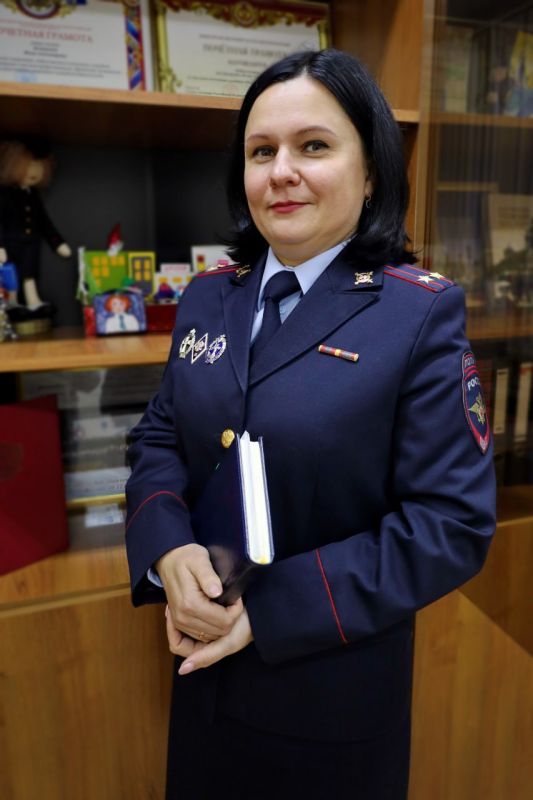 #ХорошихВыходных костромичам и жителям региона желает начальник ПДН УМВД России по Костромской области Юлия Колпакова