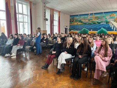 100 юных костромичей пригласили служить в полицию