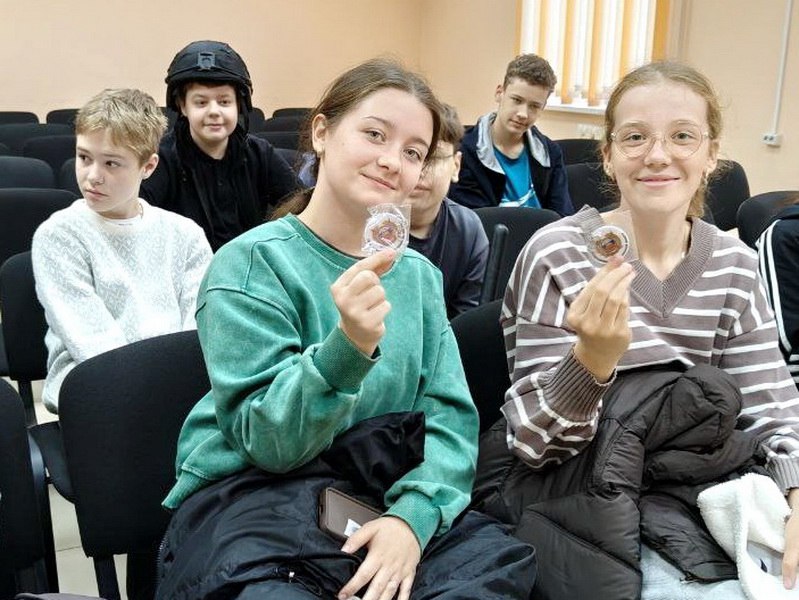 В Макарьеве полицейские провели для школьников акцию «Шаг в профессию» В Макарьеве полицейские провели для школьников акцию «Шаг в профессию»