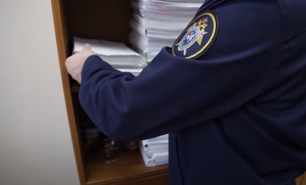 Сотрудница костромской полиции «закрывала глаза» на мигрантов-нарушителей