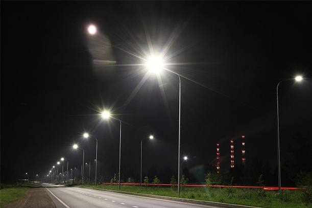 Госавтоинспекторы Костромской области проверили работоспособность средств уличного освещения