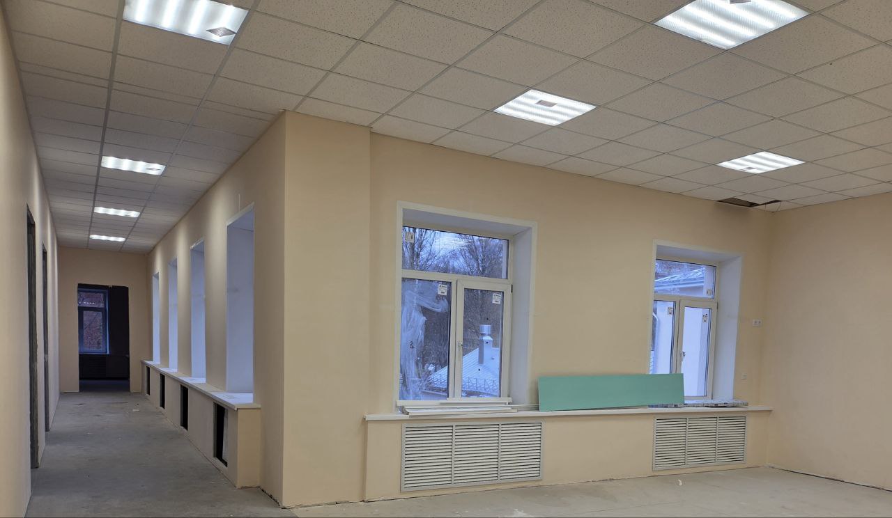 Алексей Смирнов: Еще одна школа, которая встретит детей в обновленном виде – гимназия № 28 на улице Советской Алексей Смирнов: Еще одна школа, которая встретит детей в обновленном виде – гимназия № 28 на улице Советской