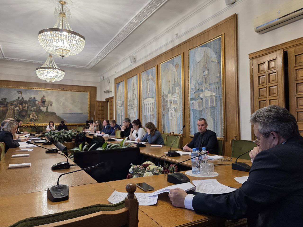 Алексей Смирнов: На рабочей группе по сопровождению участников СВО и их семей обсудили ряд важных вопросов