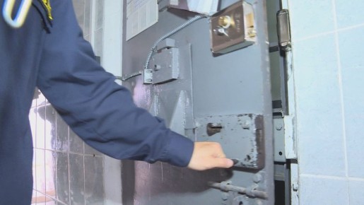 Студентку из Ярославля задержали в Костроме по подозрению в пособничестве аферистам