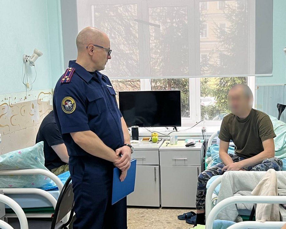 Представители следственного управления СК России по Костромской области организовали консультативную юридическую помощь для пациентов областного госпиталя для ветеранов войн