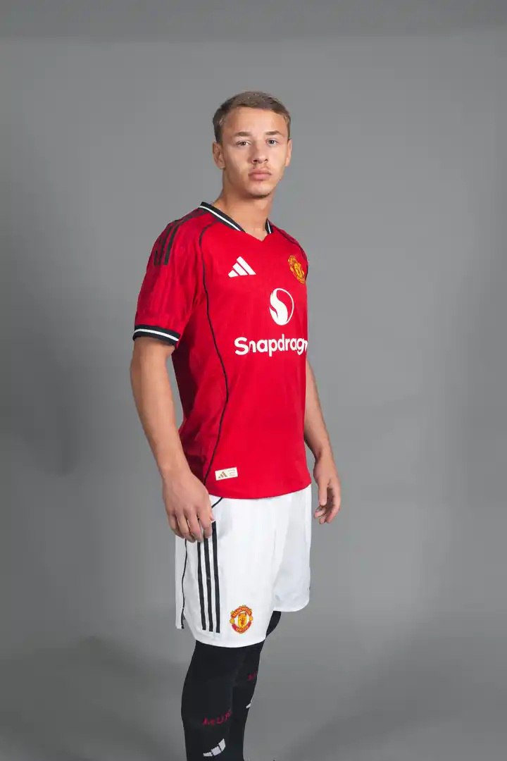 Отец игрока МЮ из Дагестана не подтвердил, что сын взял российское гражданство