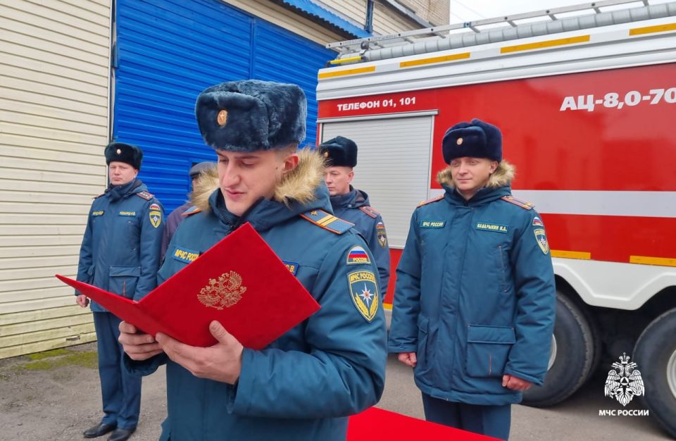 «Служу России! Служу народу!» «Служу России! Служу народу!»