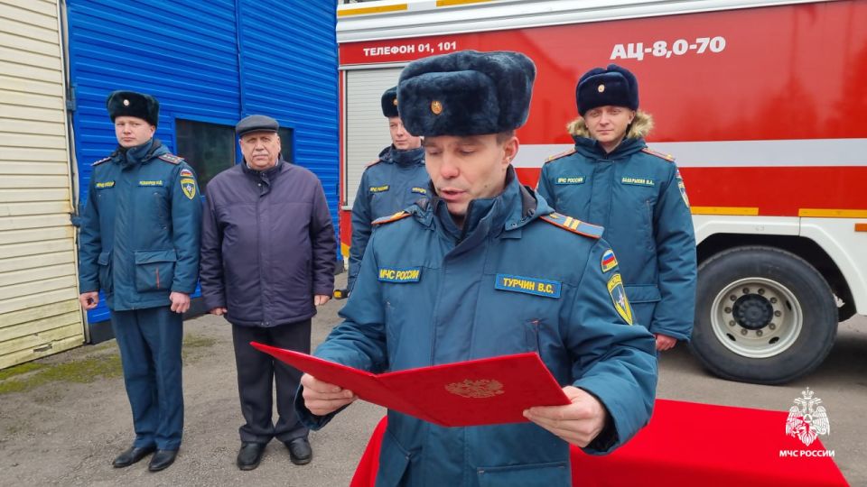 «Служу России! Служу народу!» «Служу России! Служу народу!»