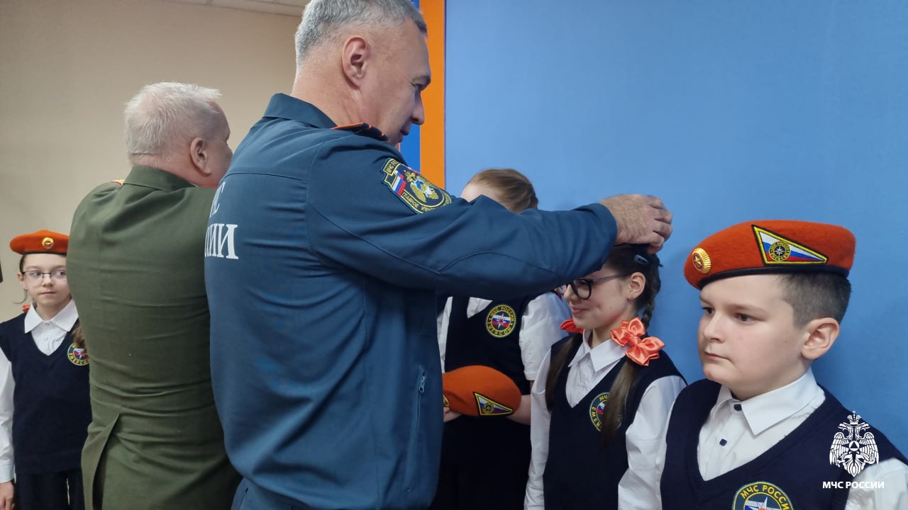 Большое пополнение в кадетских рядах пожарно-спасательного профиля
