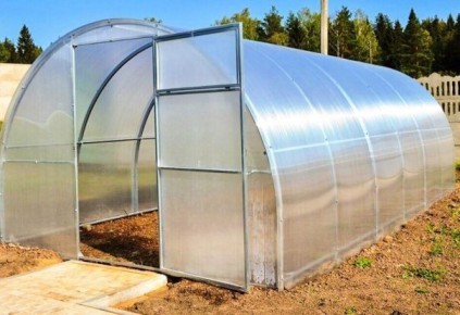 Осенние заботы в теплице: как подготовить её к зиме для успешного сезона