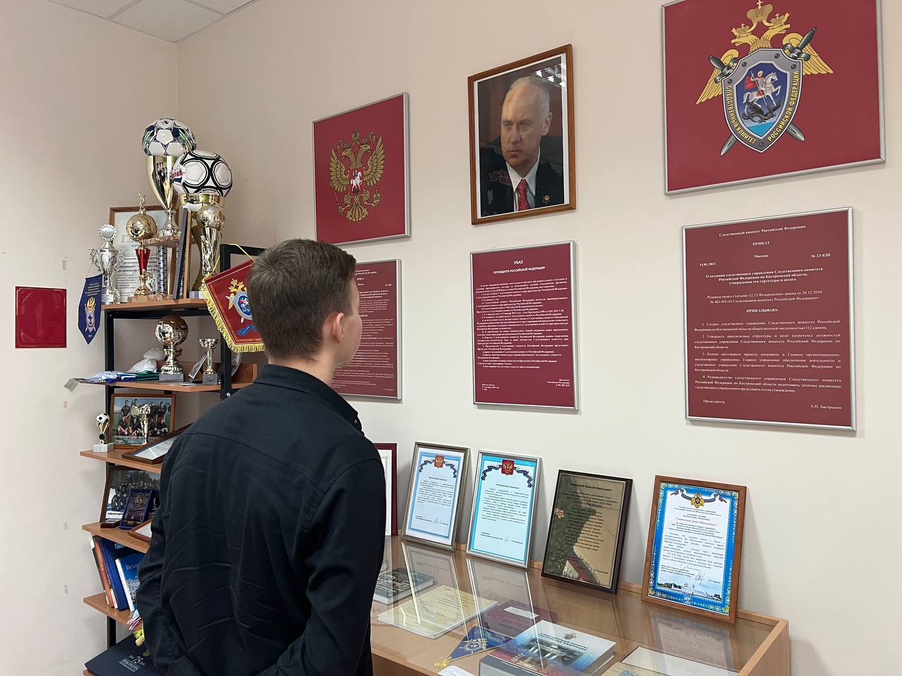 В следственном управлении СК России по Костромской области состоялся день открытых дверей для школьников В следственном управлении СК России по Костромской области состоялся день открытых дверей для школьников