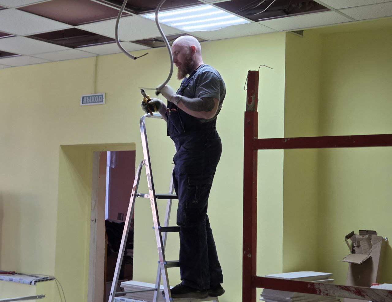 Алексей Смирнов: Близится к завершению капитальный ремонт здания детского сада в поселке Учхоз Алексей Смирнов: Близится к завершению капитальный ремонт здания детского сада в поселке Учхоз