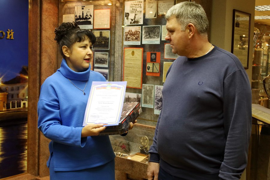 Состоялась церемония награждения победителей третьего сезона имиджевого проекта УМВД России по Костромской области «Доверие. Мужество. Честь» Состоялась церемония награждения победителей третьего сезона имиджевого проекта УМВД России по Костромской области «Доверие. Мужество. Честь»