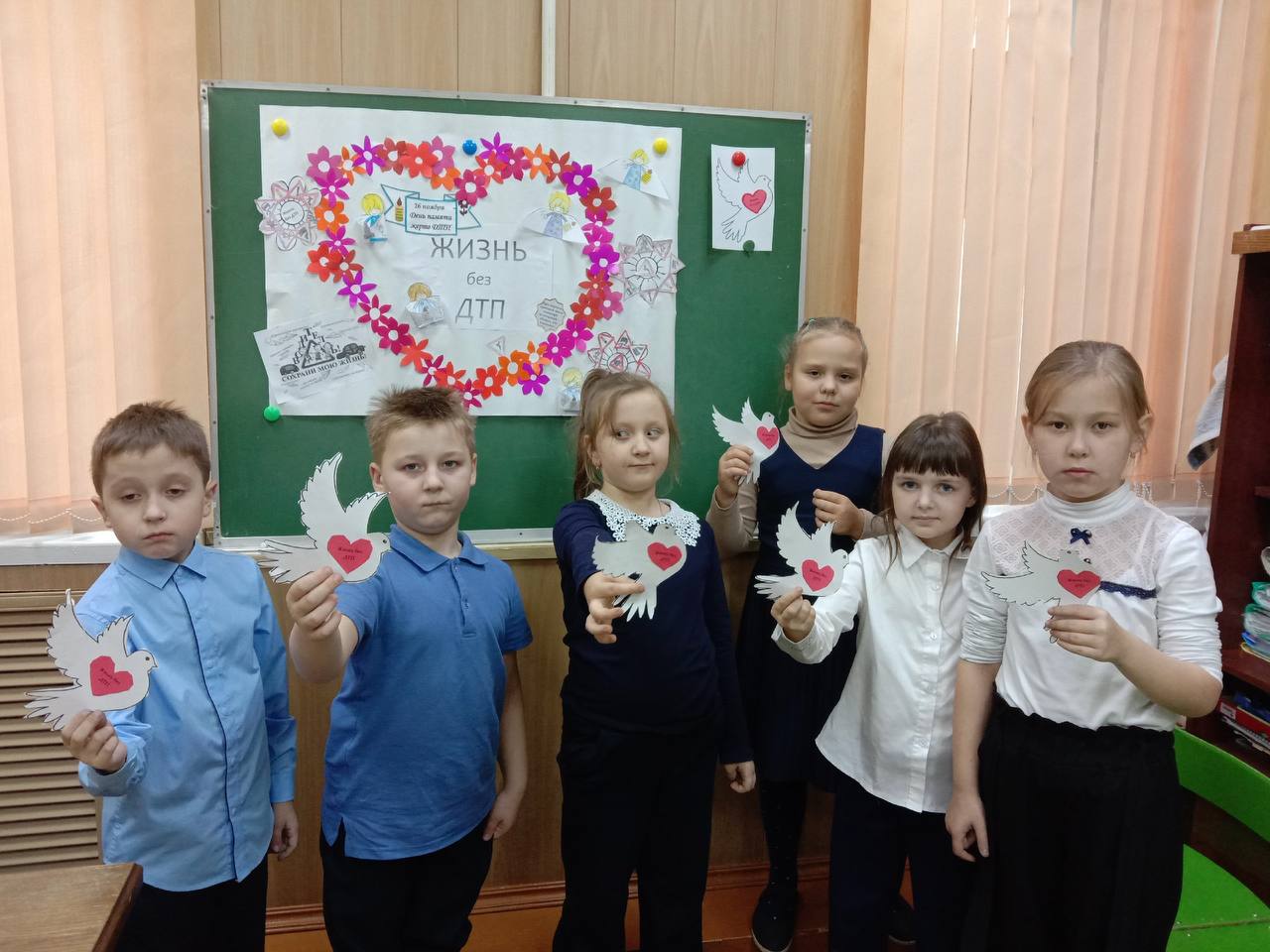 Утро пятницы начинаем со старта региональной акции «Пятница безопасности» Утро пятницы начинаем со старта региональной акции «Пятница безопасности»