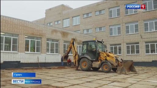 После двух лет проволочек капремонт в галичском лицее №3 вышел на финишную прямую