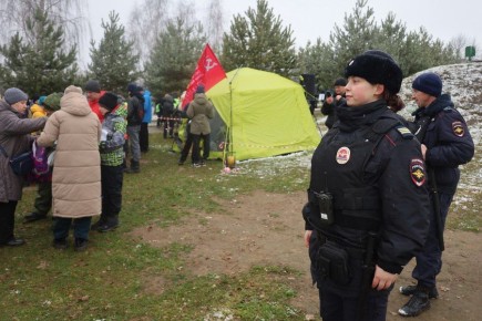 Костромские полицейские приняли участие в соревнованиях по спортивному ориентированию, памяти ветерана СВО Эдуарда Реунова