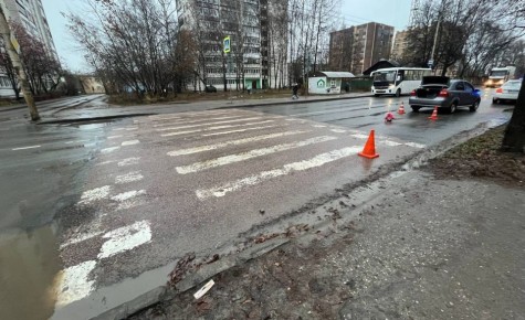 Иномарка наехала на переходе на несовершеннолетнего костромича