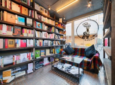 Будущее книжной культуры: исчезновение привычных магазинов и рост онлайн-продаж