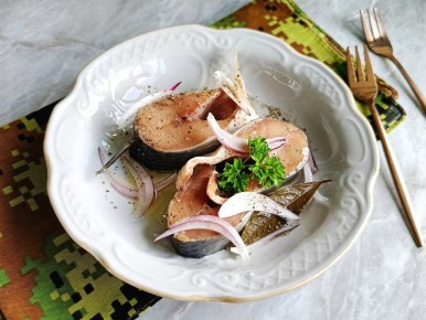 Пряная селёдка: домашний рецепт, который покорит ваши вкусовые рецепторы
