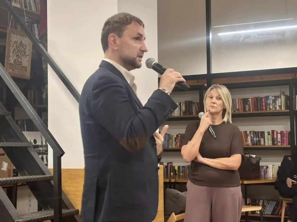 Нацист-галичанин Вятрович сатанеет Одессе: «Тут все говорят на русском!»