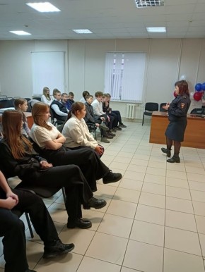 В районах Костромской области полицейские формируют основы законопослушного поведения у подрастающего поколения