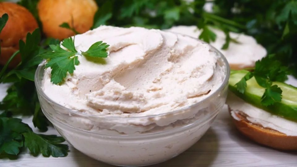 Нежный куриный паштет: простой и вкусный рецепт для домашних кулинаров