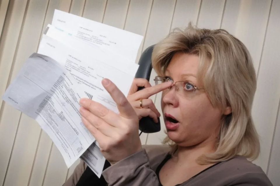 Как долги по ЖКХ могут коснуться членов семьи собственника квартиры