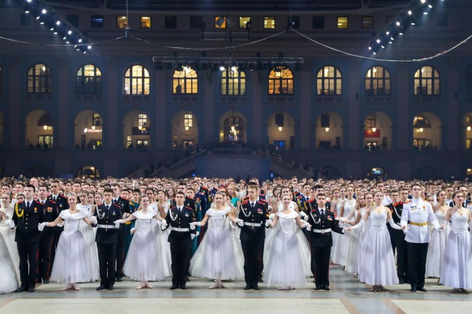 Курсанты детского морского центра представят Кострому на международном благотворительном Кремлевском кадетском балу