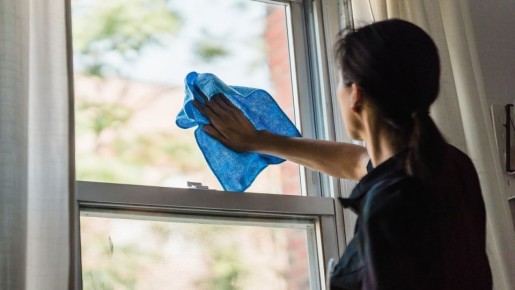 Секреты чистоты: как добиться идеальных окон за минимальное время