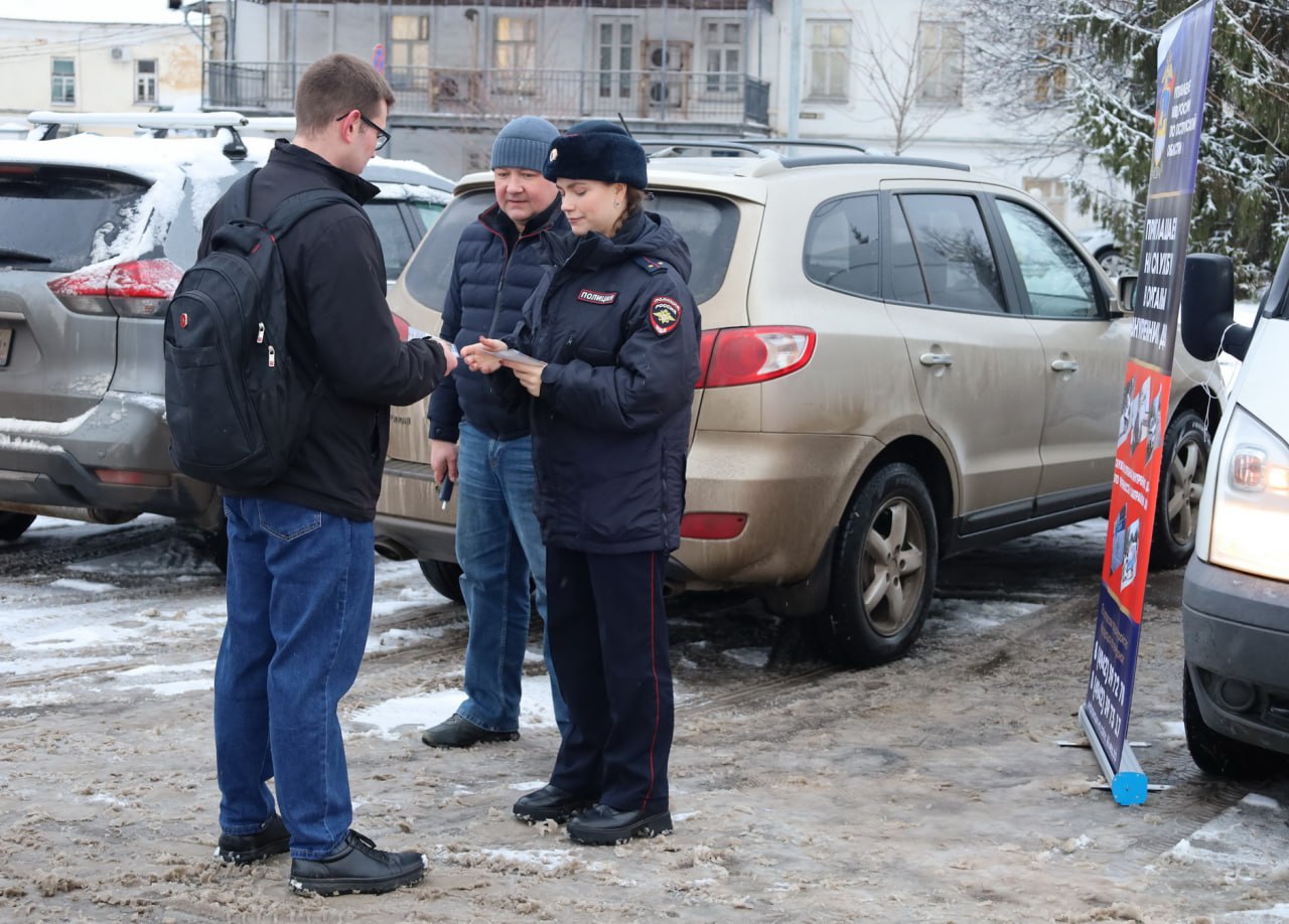 Члены Общественного совета при УМВД России по Костромской области подвели итоги работы Общественной приемной Члены Общественного совета при УМВД России по Костромской области подвели итоги работы Общественной приемной