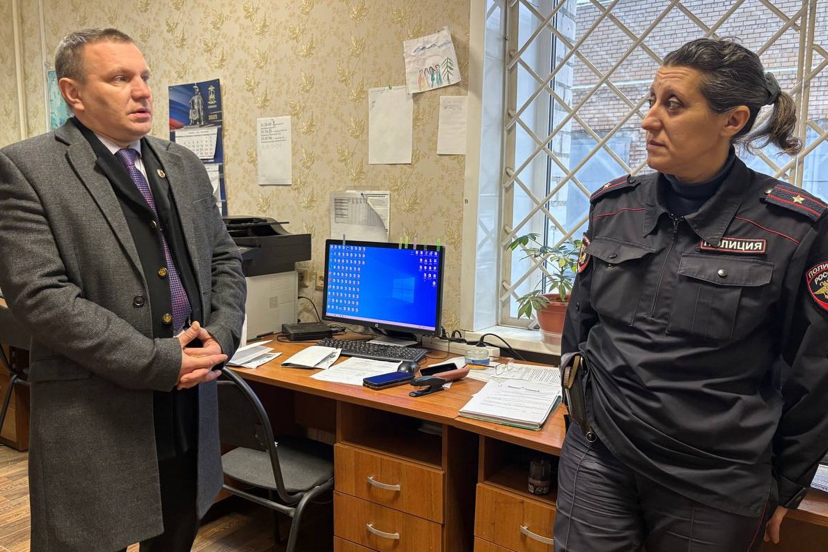 В Костромском районе общественники проверили работу участковых уполномоченных